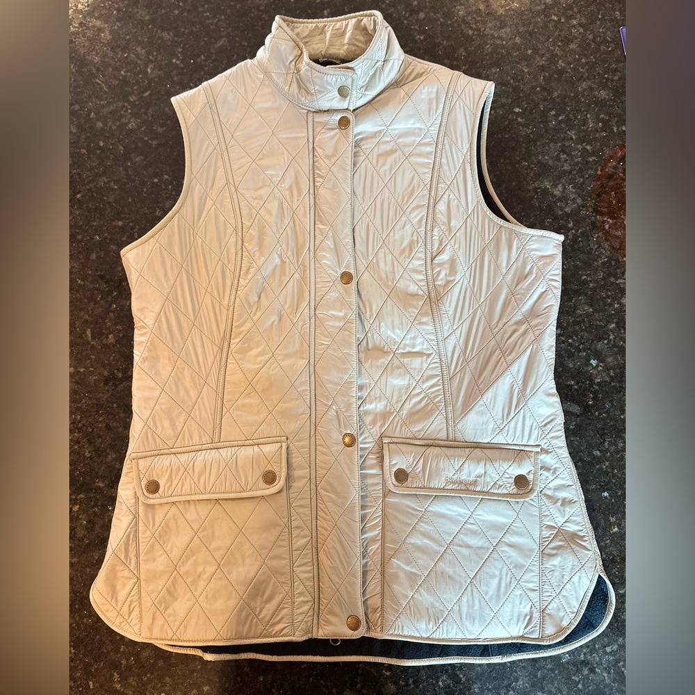 EUC Barbour Wray Calvary Diamond Quilted Gilet Vest Women's Size 12 UK 16